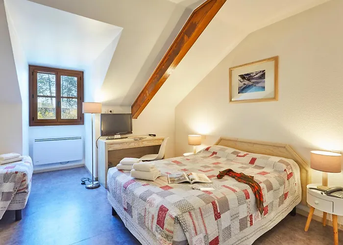 ホテル Cit'hotel Le National 2*