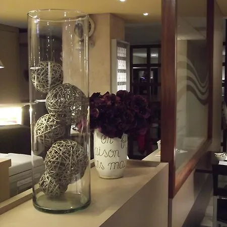 Cit'hotel Le National 2*
