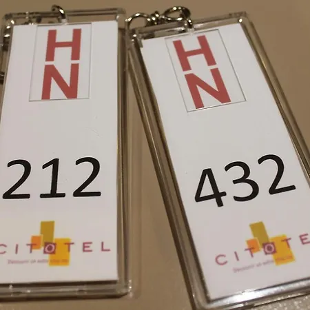 호텔 Cit'hotel Le National 클뤼스