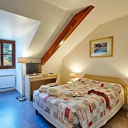 Cit'hotel Le National Cluses