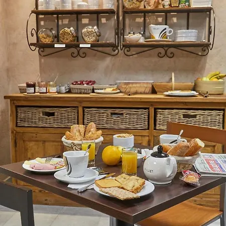 Cit'hotel Le National 호텔 클뤼스